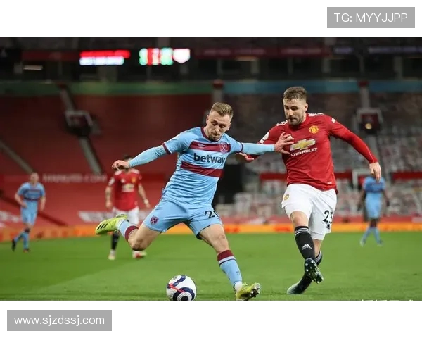 足球比赛中的边路进攻与防守突破 足球比赛中的边路进攻与防守突破